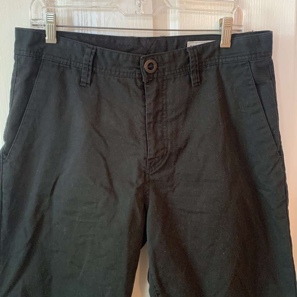 Volcom Black Mens Shorts - Picture 2 of 9